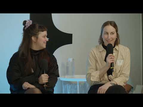 Preview image for the video "Panel: Wie verändern sich Berufsbilder in der Kreativwirtschaft durch KI und Nachhaltigkeitsziele?".